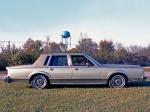 Lincoln Town Car 1981 года